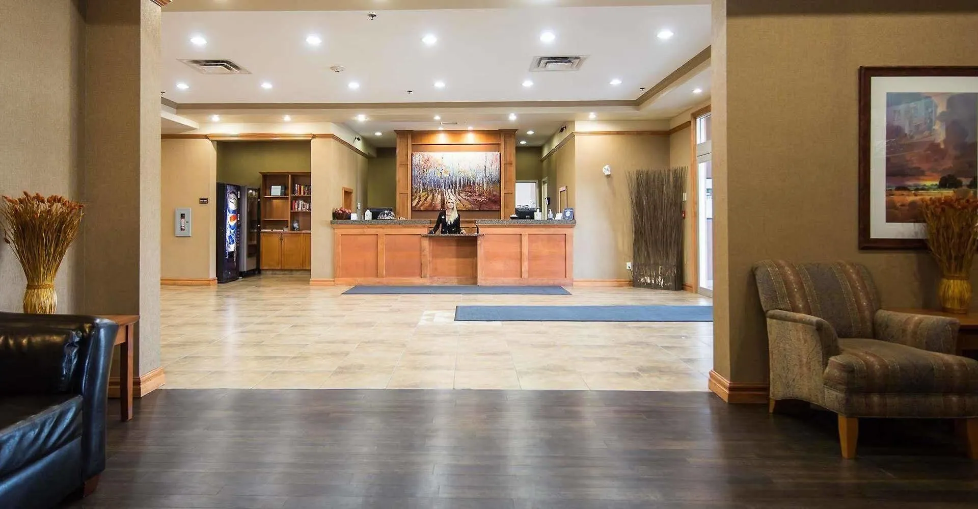 Days Inn & Suites By Wyndham Edmonton Airport Leduc Hotel